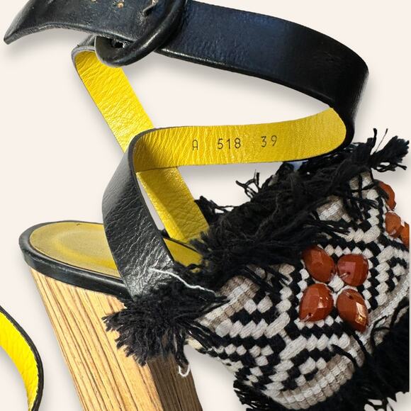 Alberto Gozzi strapped sandal heels made in Italy Size 39 - Picture 4 of 5